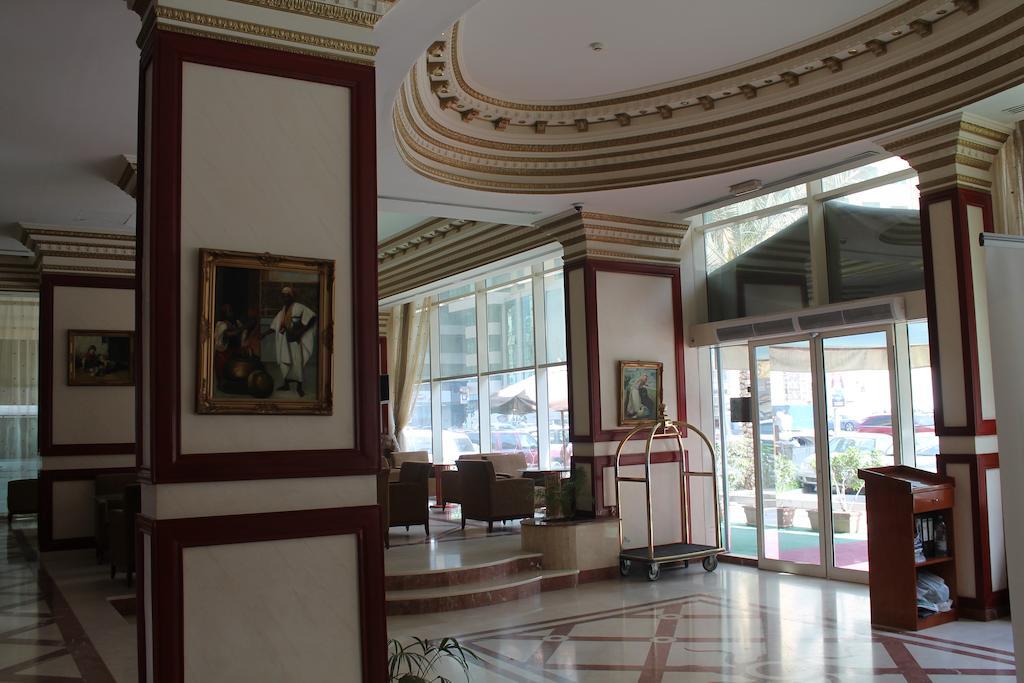 Emirates Palace Hotel Suites ชาร์จาห์ ภายนอก รูปภาพ